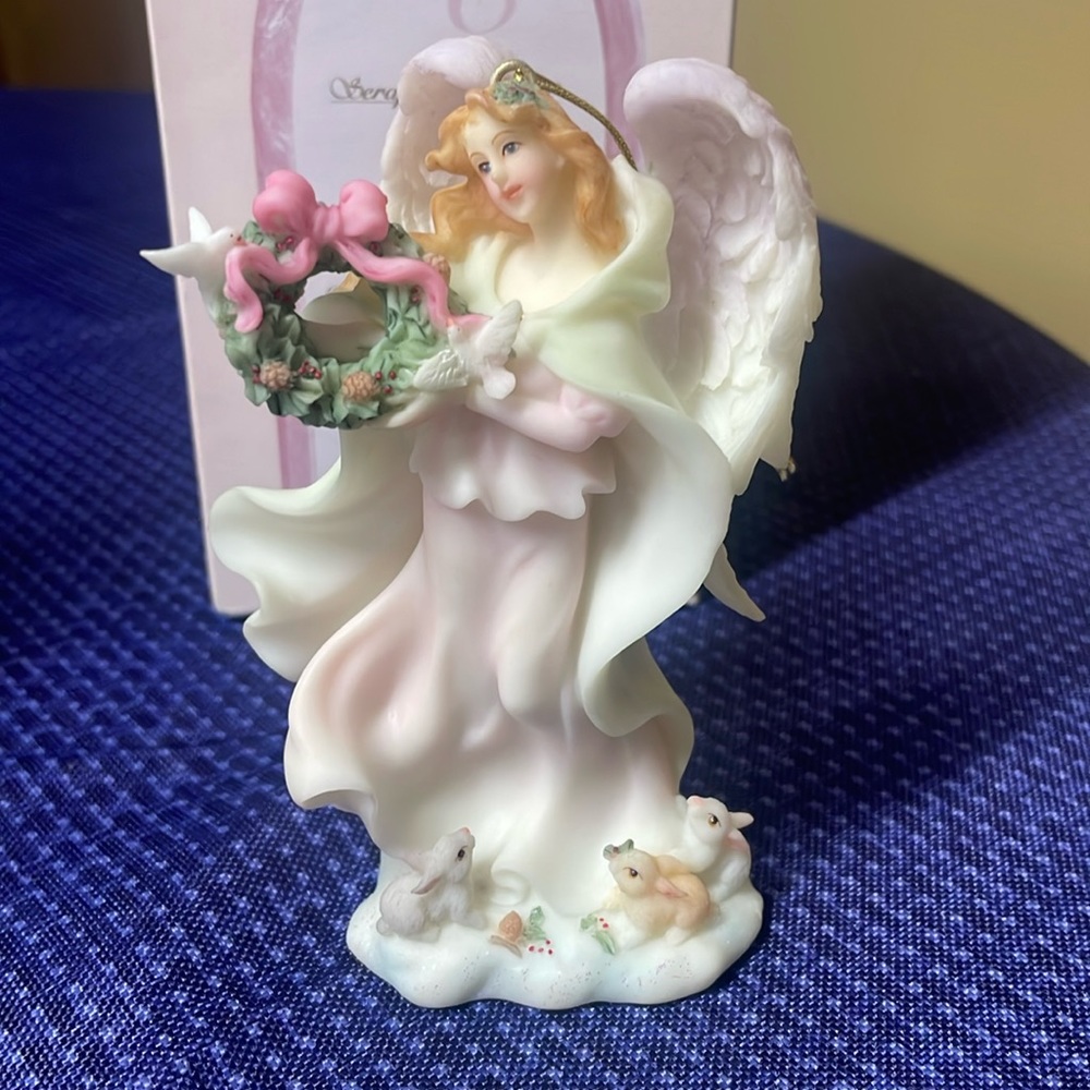 Seraphim Classics Holly “Christmas Cheer” 78409 Christmas Ornament 2004
